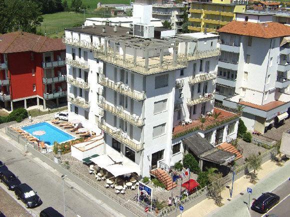 Hotel Rex Lido Di Savio Εξωτερικό φωτογραφία