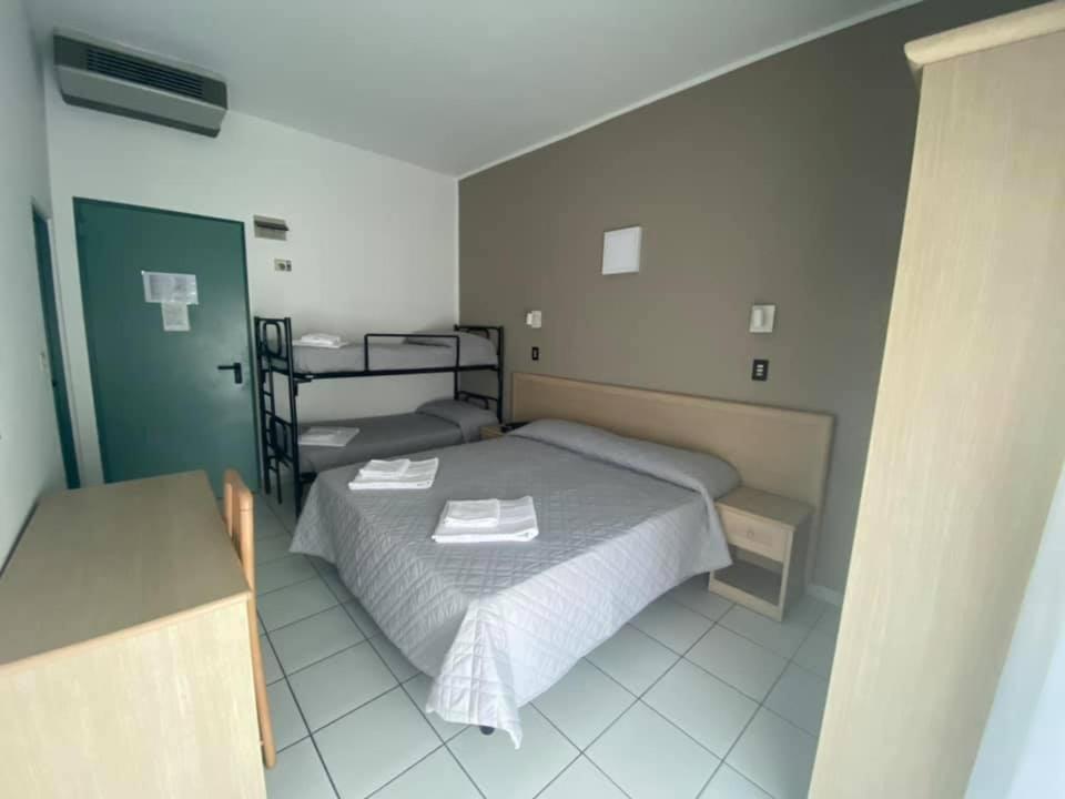 Hotel Rex Lido Di Savio Εξωτερικό φωτογραφία