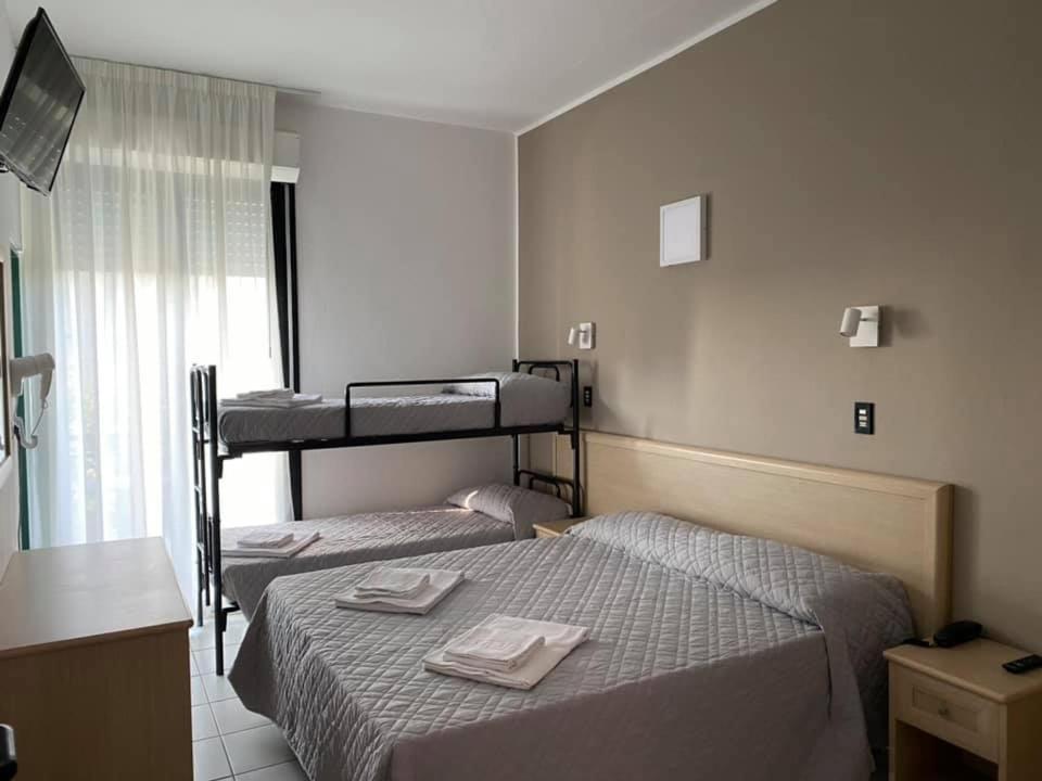Hotel Rex Lido Di Savio Εξωτερικό φωτογραφία