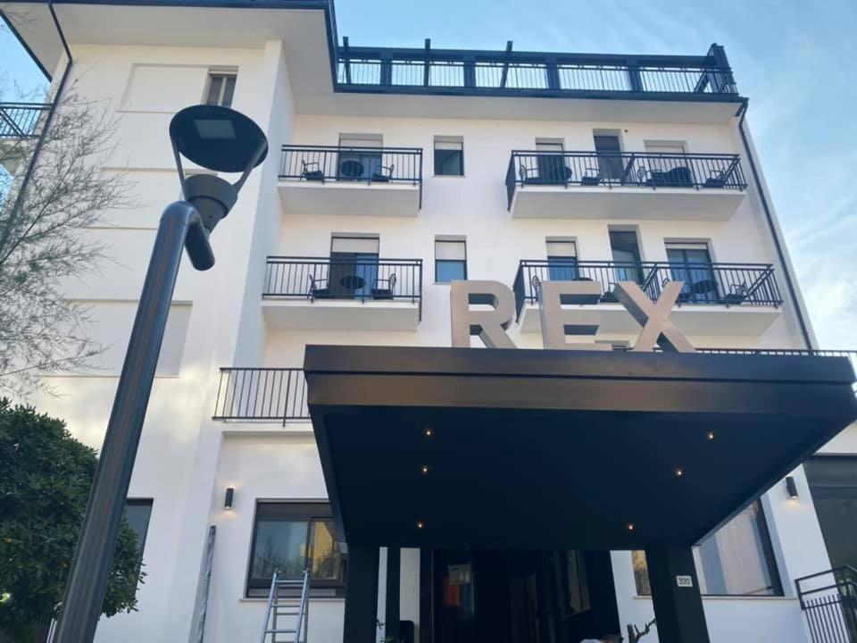 Hotel Rex Lido Di Savio Εξωτερικό φωτογραφία